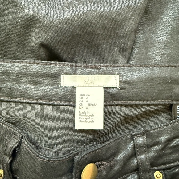 Black Coated Skinny Jeans Faux Leather Look Stretch H&M Size 6 - Picture 3 of 4